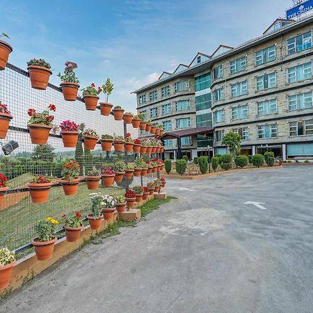 The Chinar Srinagar Hotel Buitenkant foto