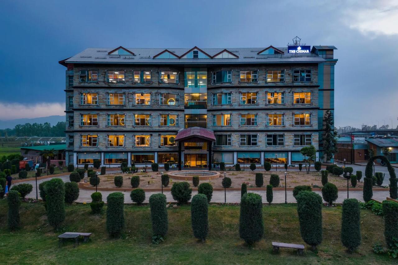 The Chinar Srinagar Hotel Buitenkant foto