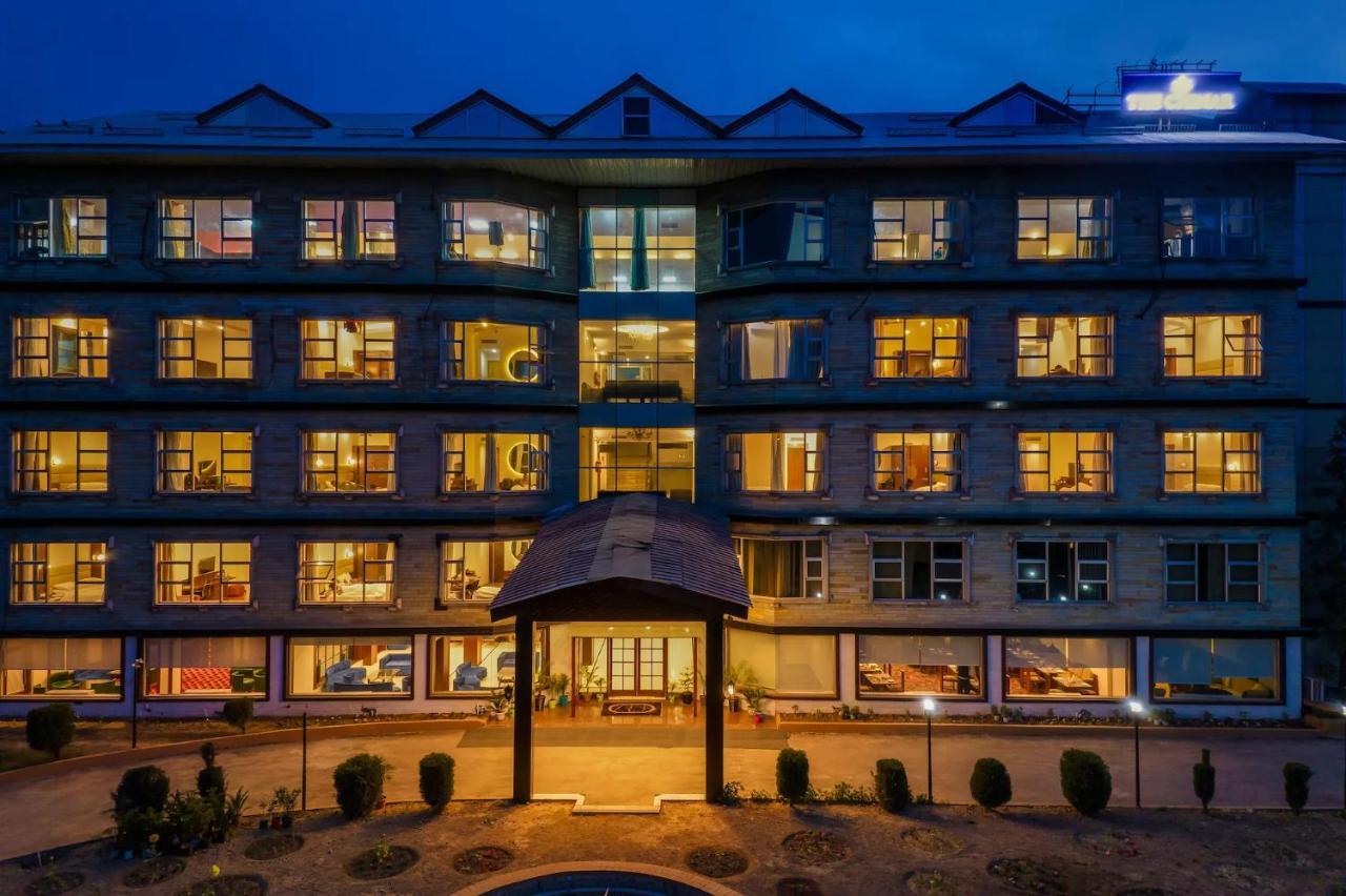 The Chinar Srinagar Hotel Buitenkant foto